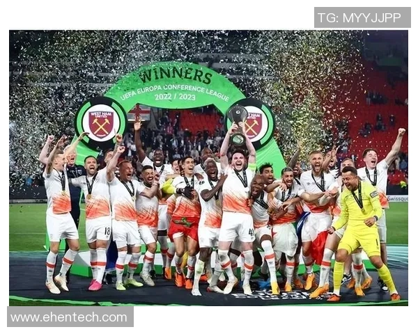 天才球星的绿茵传奇与荣耀之路展现足球世界的激情与梦想